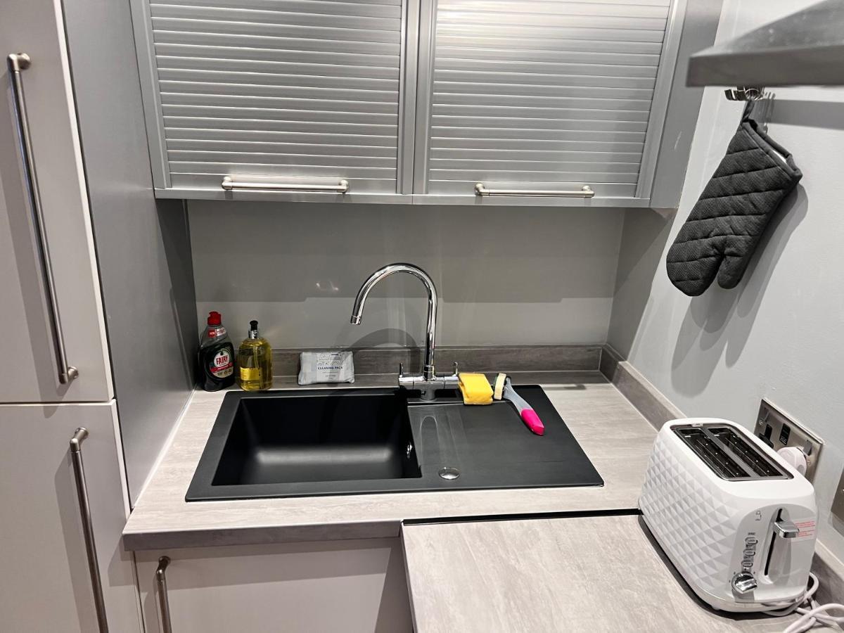 Stunning Liverpool City Center Apartment Esterno foto